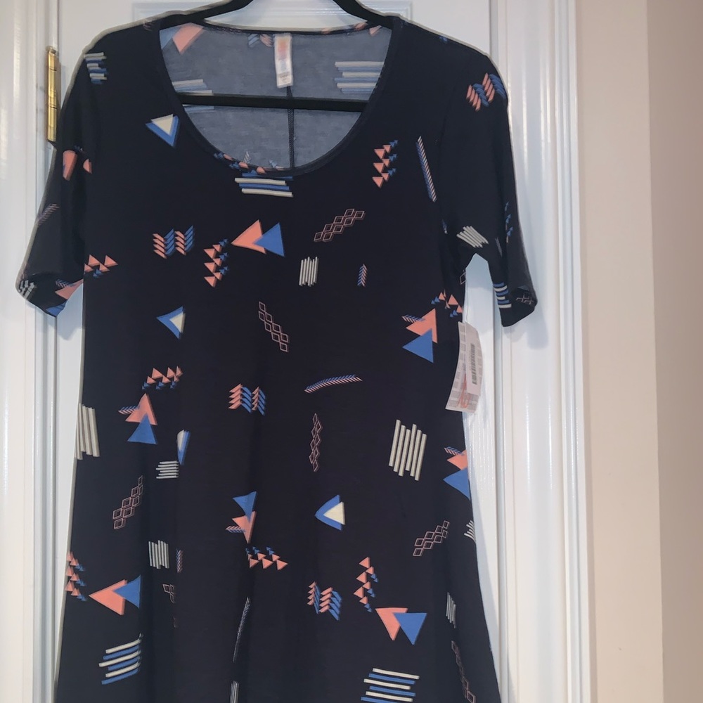 Lularoe Aztec printed T-shirt